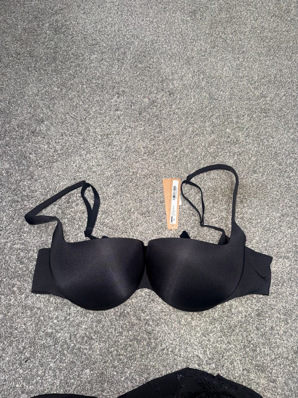 Skims Ultimate Push Up Balconette Bra in Onxy Size 38C - Size 38 C Skims Bra